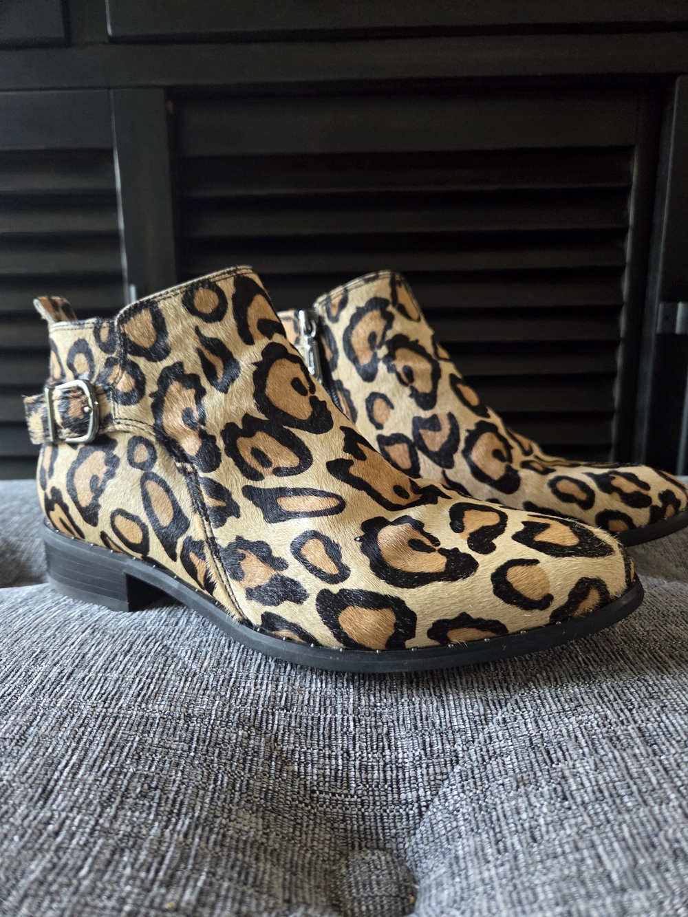 Blondo Tami Leopard Print Ankle Booties Tan and Black Size 7.5